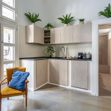 Apartment Iflat Modern Flat A Few Steps From The Trevi Fountain